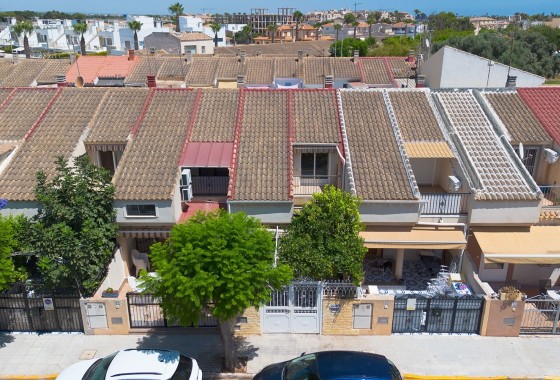Herverkoop - Rijhuis -
Los Alcázares - Centro