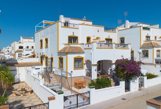 Resale - Townhouse -
Entre Naranjo - Vistabella Golf - Entre Naranjos - Vistabella Golf