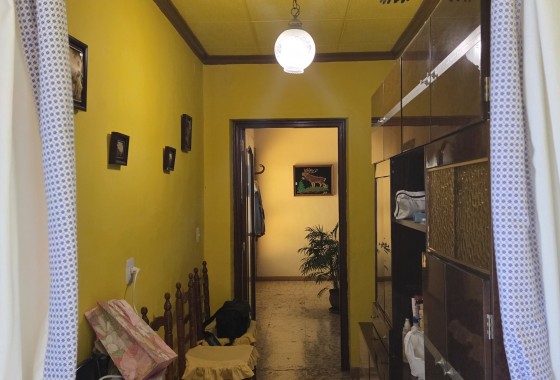Herverkoop - Finca / Landhuis -
Pinoso