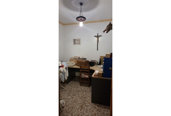 Herverkoop - Finca / Landhuis -
Pinoso
