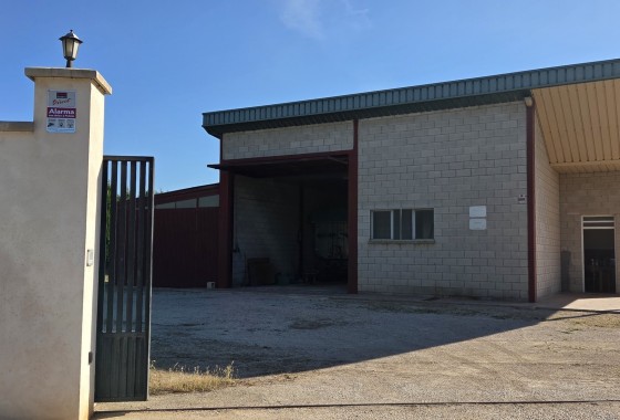 Herverkoop - Finca / Landhuis -
Yecla