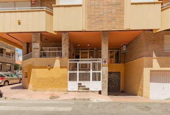 Revente - Appartement -
Torrevieja - Playa del Cura