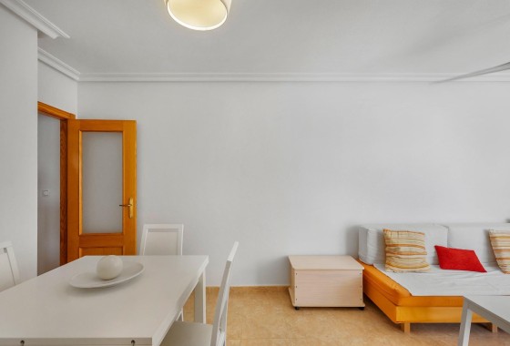 Herverkoop - Appartement / Flat -
Torrevieja - Nueva Torrevieja