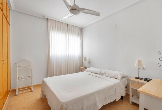 Herverkoop - Appartement / Flat -
Torrevieja - Nueva Torrevieja