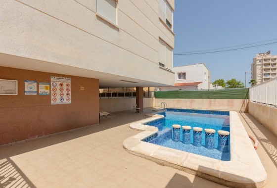Herverkoop - Appartement / Flat -
Torrevieja - Nueva Torrevieja