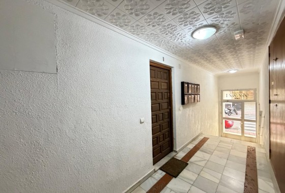 Revente - Appartement -
Torrevieja - Playa del Cura