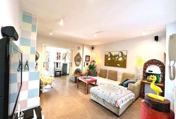 Resale - Apartment / Flat -
Rojales