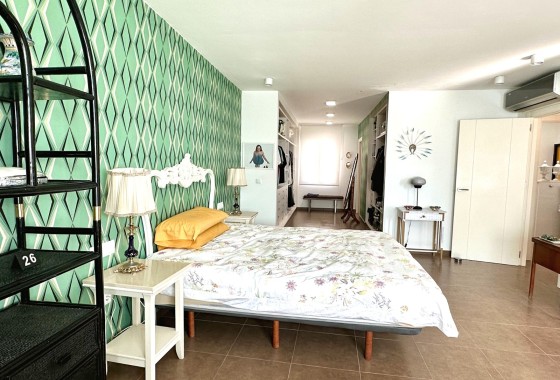 Resale - Apartment / Flat -
Rojales