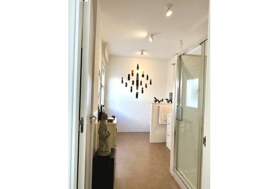 Resale - Apartment / Flat -
Rojales