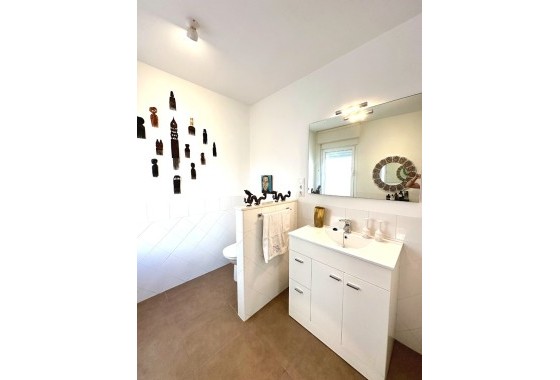 Resale - Apartment / Flat -
Rojales