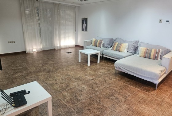 Herverkoop - Finca / Landhuis -
Catral