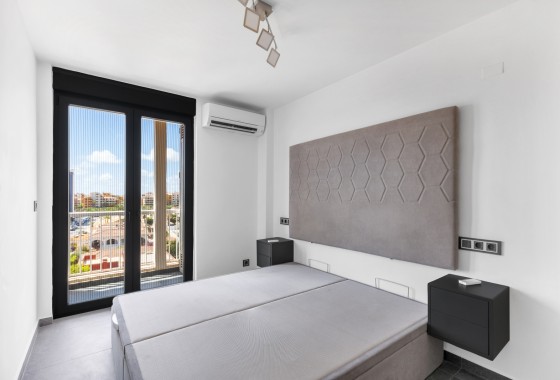 Resale - Apartment / Flat -
Torrevieja - Rocio del mar