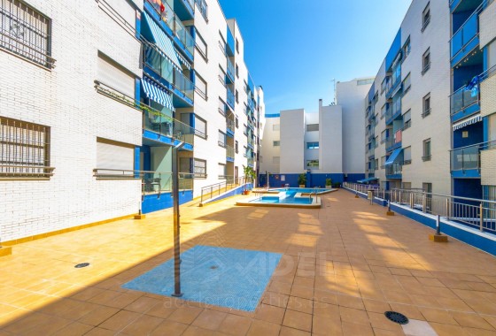 Herverkoop - Appartement / Flat -
Torrevieja - Playa de los Locos