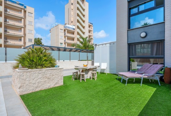 Sprzedaż - Apartament / Mieszkanie -
Guardamar del Segura - Guardamar