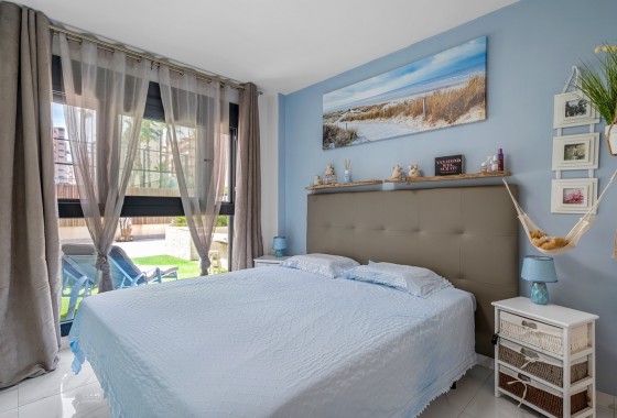 Sprzedaż - Apartament / Mieszkanie -
Guardamar del Segura - Guardamar