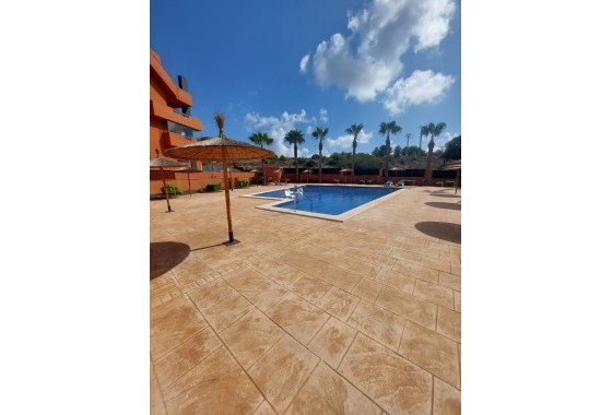 Venta - Apartamento / Piso -
Orihuela Costa