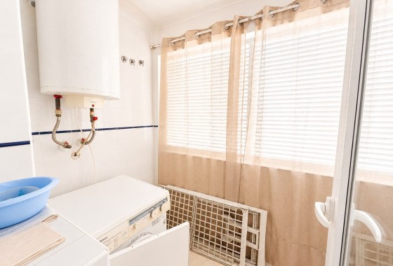 Revente - Appartement -
Punta Prima