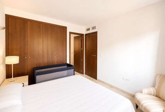 Revente - Appartement -
Punta Prima