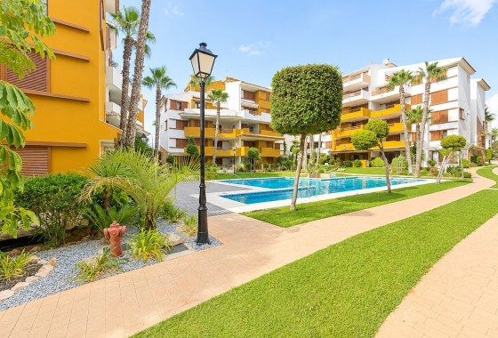 Revente - Appartement -
Punta Prima