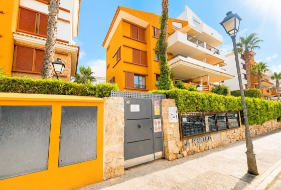 Revente - Appartement -
Punta Prima