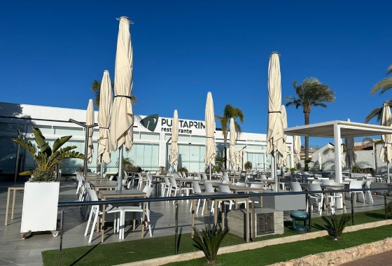 Revente - Appartement -
Punta Prima