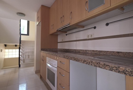 Herverkoop - Rijhuis -
Orihuela Costa - Las Filipinas