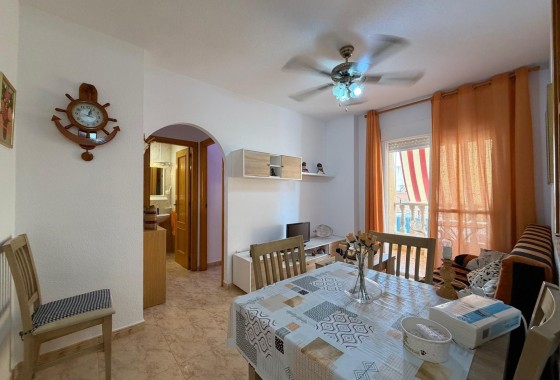 Herverkoop - Appartement / Flat -
Torrevieja - Playa del Cura