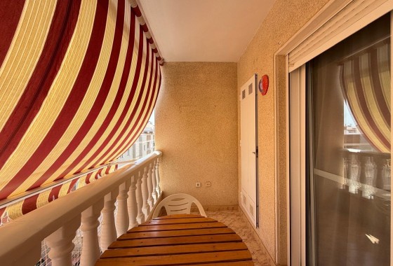 Herverkoop - Appartement / Flat -
Torrevieja - Playa del Cura