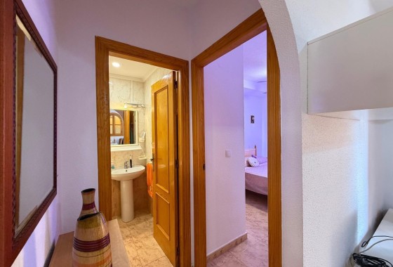 Herverkoop - Appartement / Flat -
Torrevieja - Playa del Cura