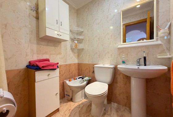 Herverkoop - Appartement / Flat -
Torrevieja - Playa del Cura