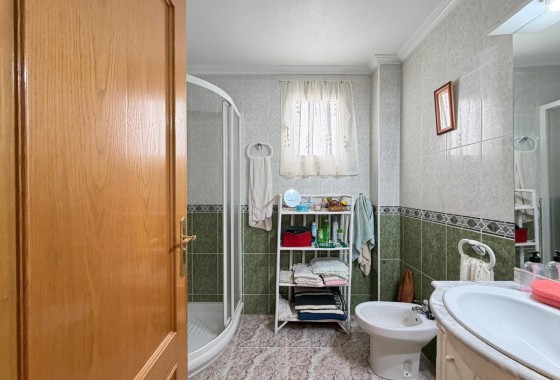 Herverkoop - Appartement / Flat -
Torrevieja - Playa del Cura