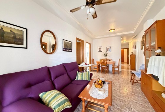 Herverkoop - Appartement / Flat -
Torrevieja - Playa del Cura