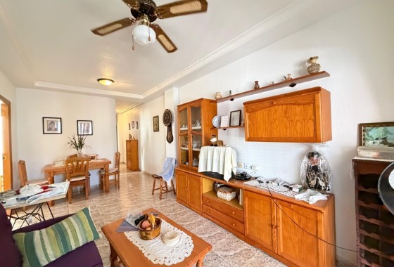 Herverkoop - Appartement / Flat -
Torrevieja - Playa del Cura