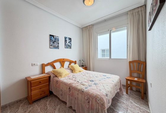 Herverkoop - Appartement / Flat -
Torrevieja - Playa del Cura