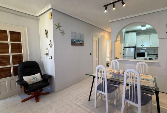 Herverkoop - Appartement / Flat -
Torrevieja - Punta Prima