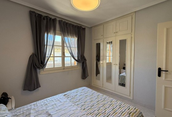 Herverkoop - Appartement / Flat -
Torrevieja - Punta Prima