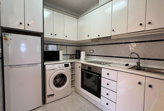 Herverkoop - Appartement / Flat -
Torrevieja - Punta Prima