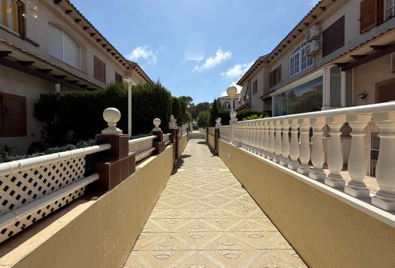 Herverkoop - Appartement / Flat -
Torrevieja - Punta Prima