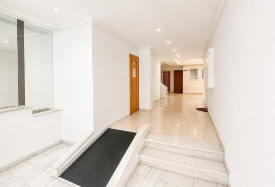 Resale - Apartment / Flat -
Torrevieja