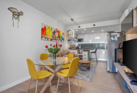 Herverkoop - Appartement / Flat -
Villamartín - Lomas del Golf