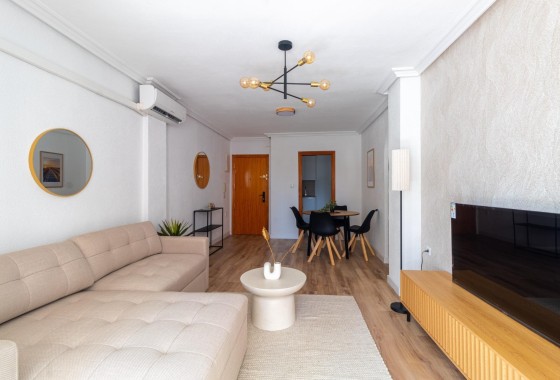 Herverkoop - Appartement / Flat -
Torrevieja - La Mata