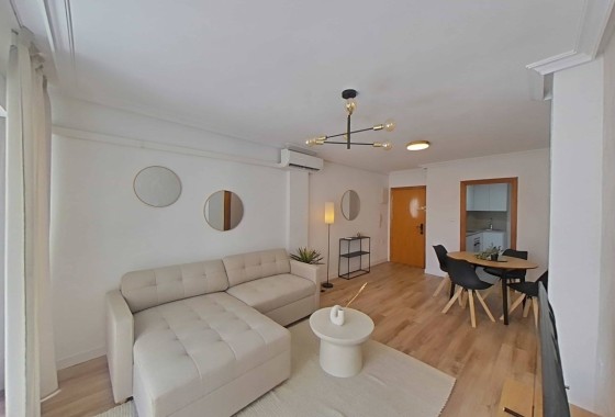 Herverkoop - Appartement / Flat -
Torrevieja - La Mata