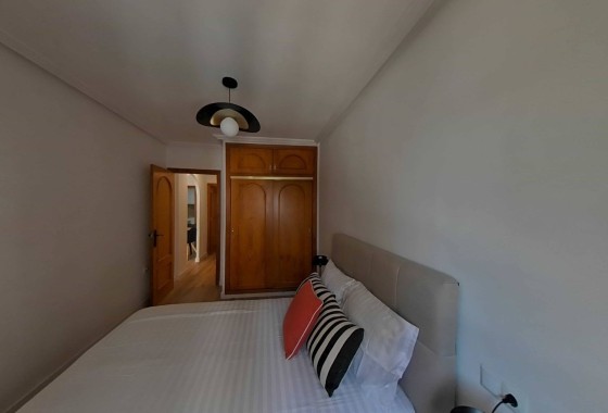 Herverkoop - Appartement / Flat -
Torrevieja - La Mata