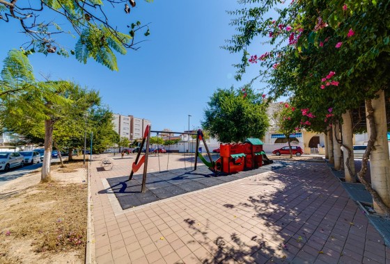 Herverkoop - Appartement / Flat -
Torrevieja