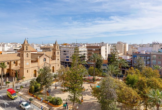 Herverkoop - Appartement / Flat -
Torrevieja