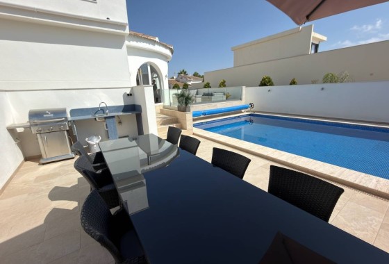 Herverkoop - Vrijstaande Villa -
Ciudad Quesada - Rojales - Ciudad Quesada