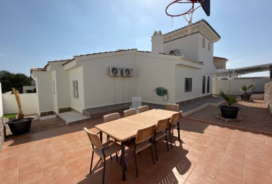 Herverkoop - Vrijstaande Villa -
Ciudad Quesada - Rojales - Ciudad Quesada