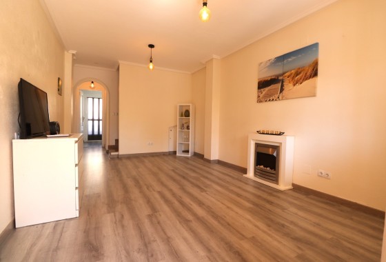 Revente - Maison de ville -
Algorfa - Montemar