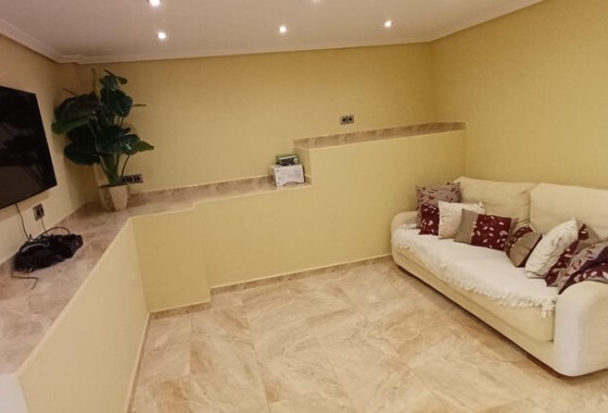 Resale - Detached Villa -
Algorfa