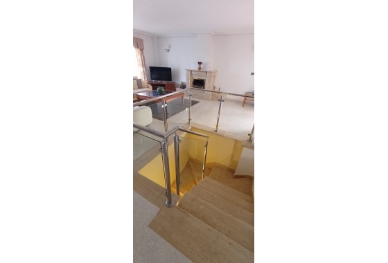 Resale - Detached Villa -
Algorfa